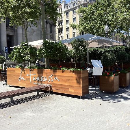 Apartamentos La Casa De Les Lletres Barcelona Ngoại thất bức ảnh