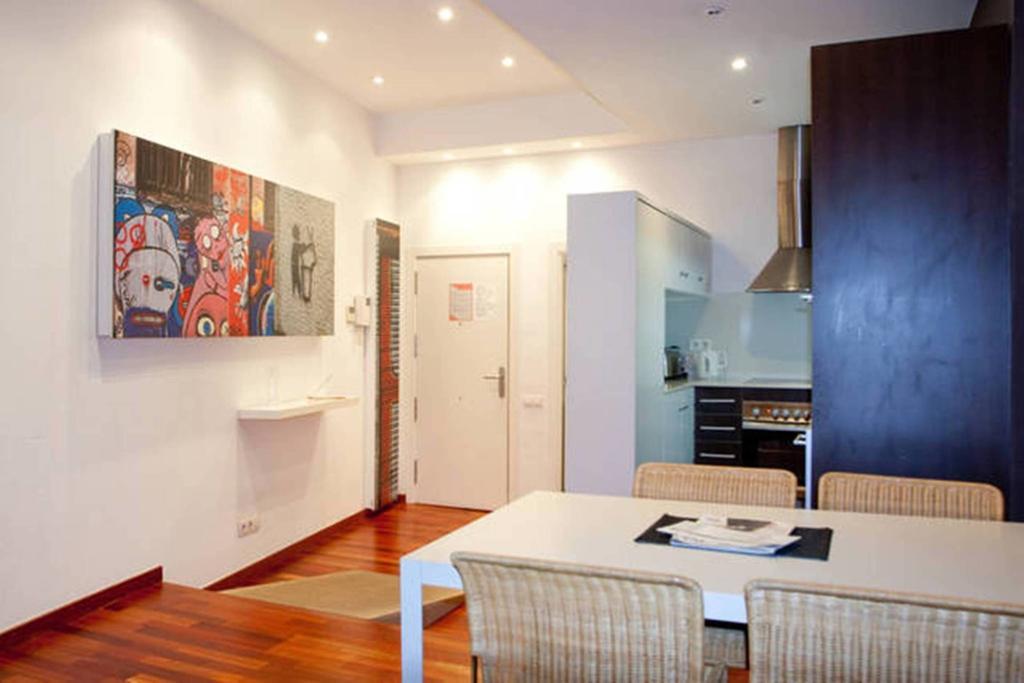 Apartamentos La Casa De Les Lletres Barcelona Phòng bức ảnh